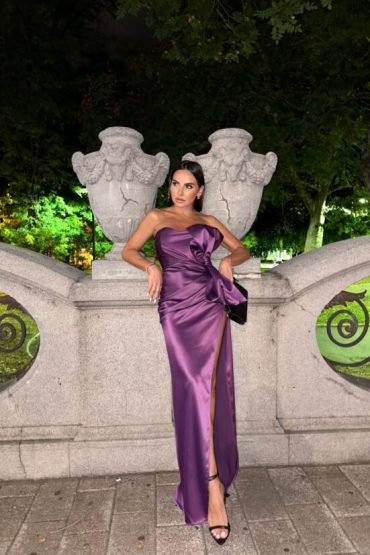 Yvonne Amethyst raskošna haljina sa mašnom