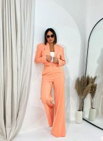 Nastasia Peach trendi prugasto odelo