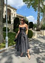 Rafaella Grace korset haljina od brokata