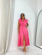 Duga pamučna boho haljina sa karnerima roze boje na kopčanje sa pojasom