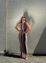 Šarena uska duga haljina na jedno rame boho dezena