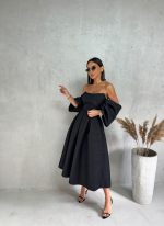 Midi elegantna crna svetlucava korset haljina A kroja sa spuštenim rukavima koji ležerno padaju