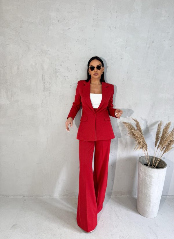 Colleen Red šik odelo Crveno elegantno odelo, zvonaste pantalone i duži blejzer