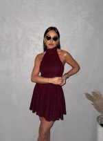 Mini svetlucava bordo haljina sa rolka krojem