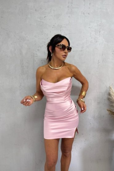 Mini roze satenska korset haljina nabrane teksture sa šlicem