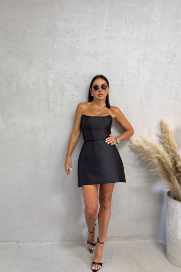 Mala crna elegantna korset haljina od brokat satena