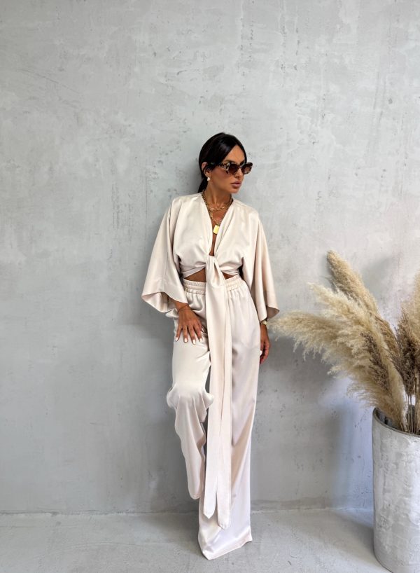 Glenda Pearl komplet Satenski boho komplet sjajno sedefaste bele boje