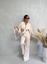 Satenski boho komplet sjajno sedefaste bele boje