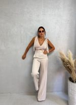 Zvonaste pantalone visokog struka nude boje peska