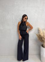 Elegantna crna satenska bluza