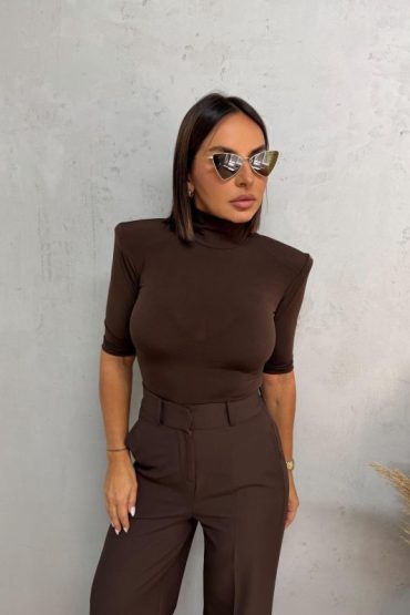Basic braon rolka od likre sa 3/4 rukavima