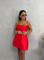 Mini elegantna korset haljina od brokat sjajnog satena koralno crvene boje