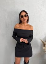 Mini crna elegantna haljina dugih rukava otkrivenih ramena sa lažnim džepovima